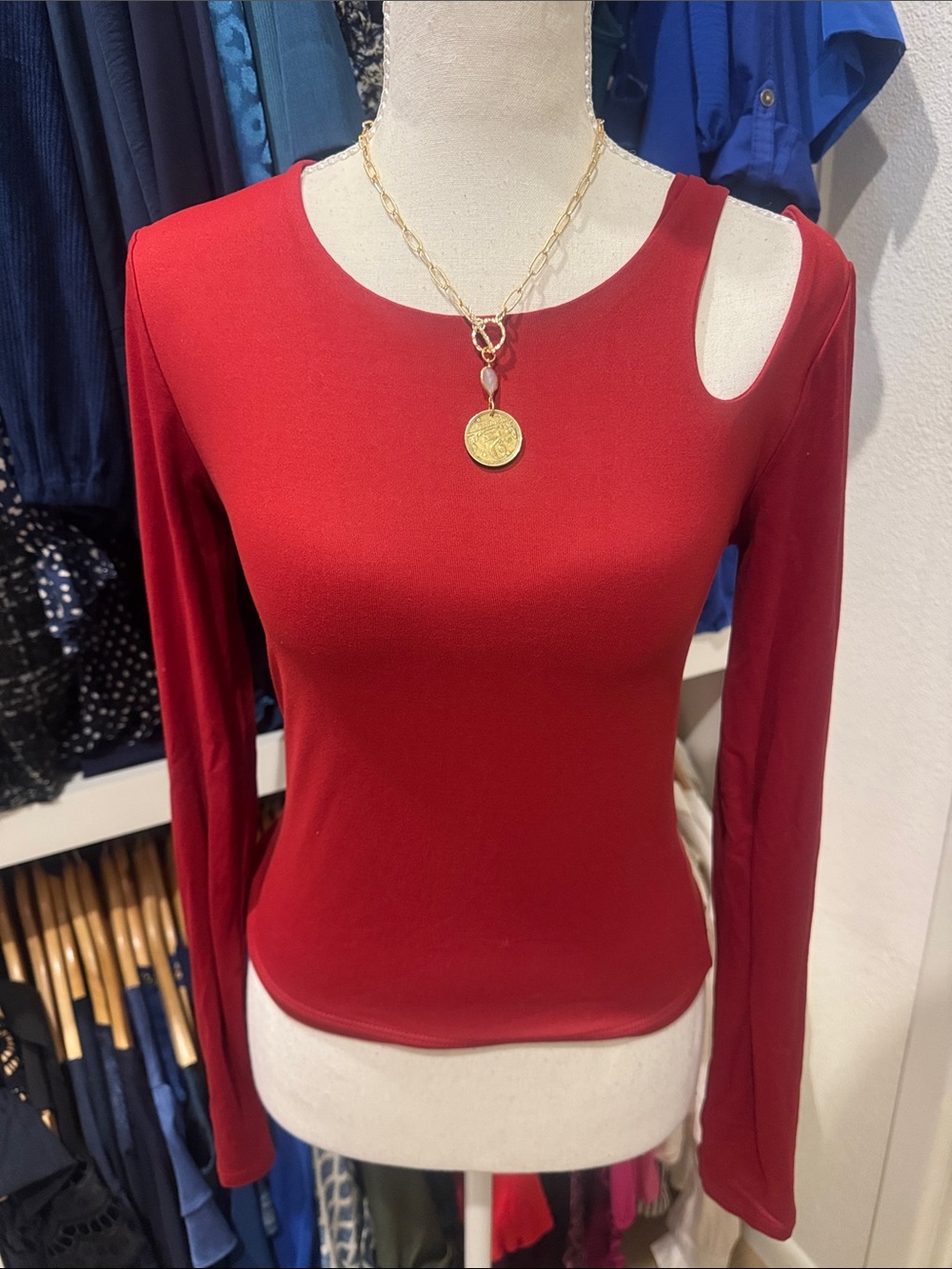Olive & Oak Scarlet Red One-Shoulder Long Sleeve Top Size Medium